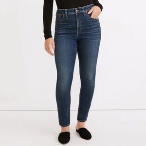Madewell Curvy High-Rise Skinny Jeans (Lanette Wash)